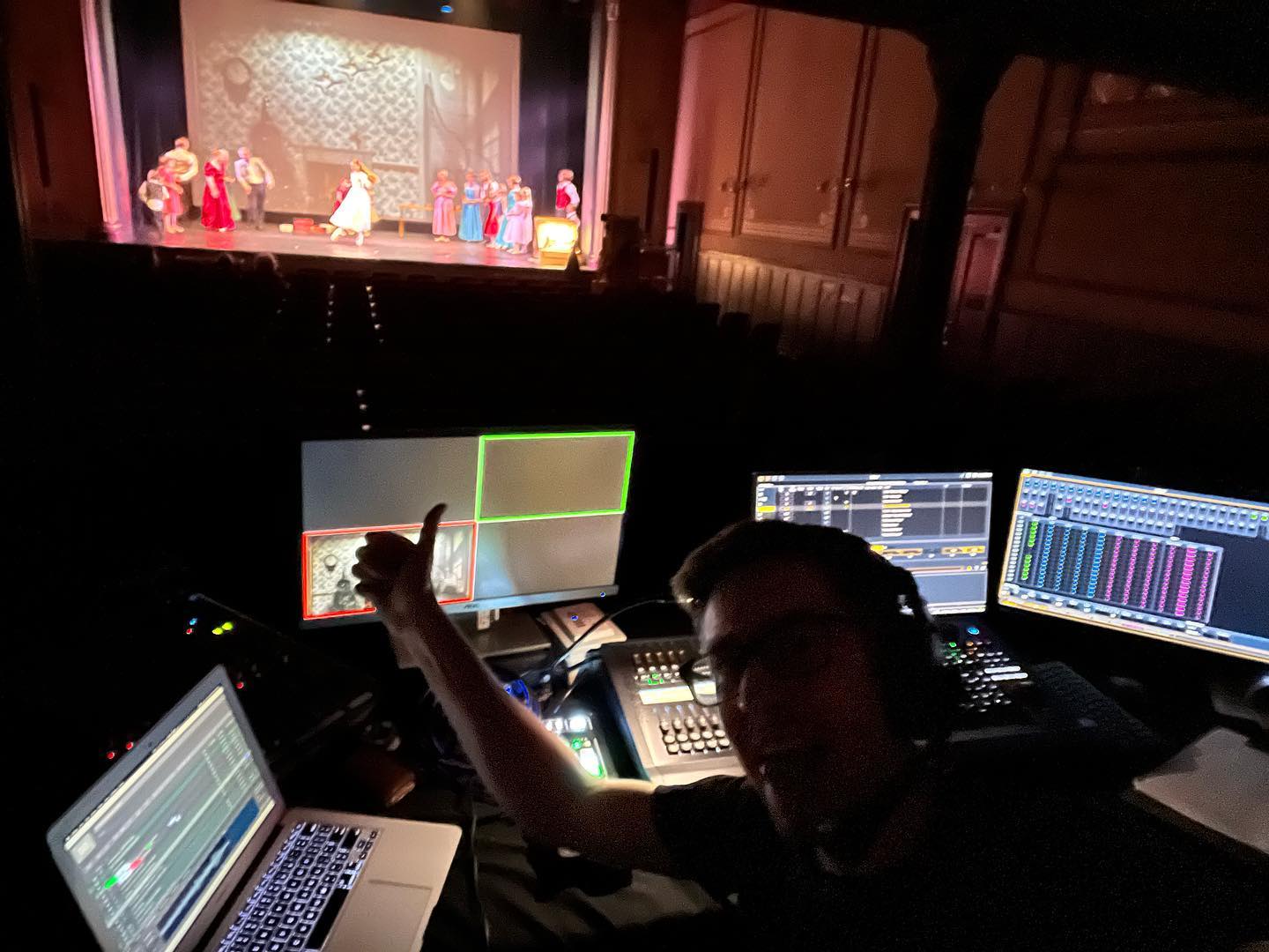 It’s great (If not a little overwhelming and daunting) to be back behind the faders.
4-months ago, the @theatreroyalnelson closed it’s doors for a lock-down. Tonight, under the new framework, we are able to have a dress rehearsal for @primarilydance1’s The NutCracker.
Fingers crossed we can enjoy a spell of capacity shows… after a summer break, of course!!